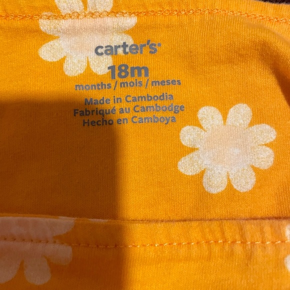 Carter’s summer romper - Picture 2 of 2